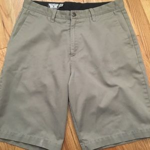 Volcom Corpo Class Shorts Size 33